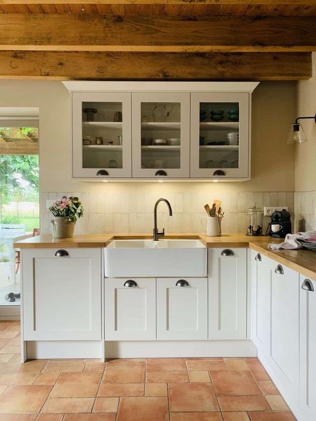 Cuisine de style campagne chic près de Mâcon (Cruzilles-Lès-Mépillat)