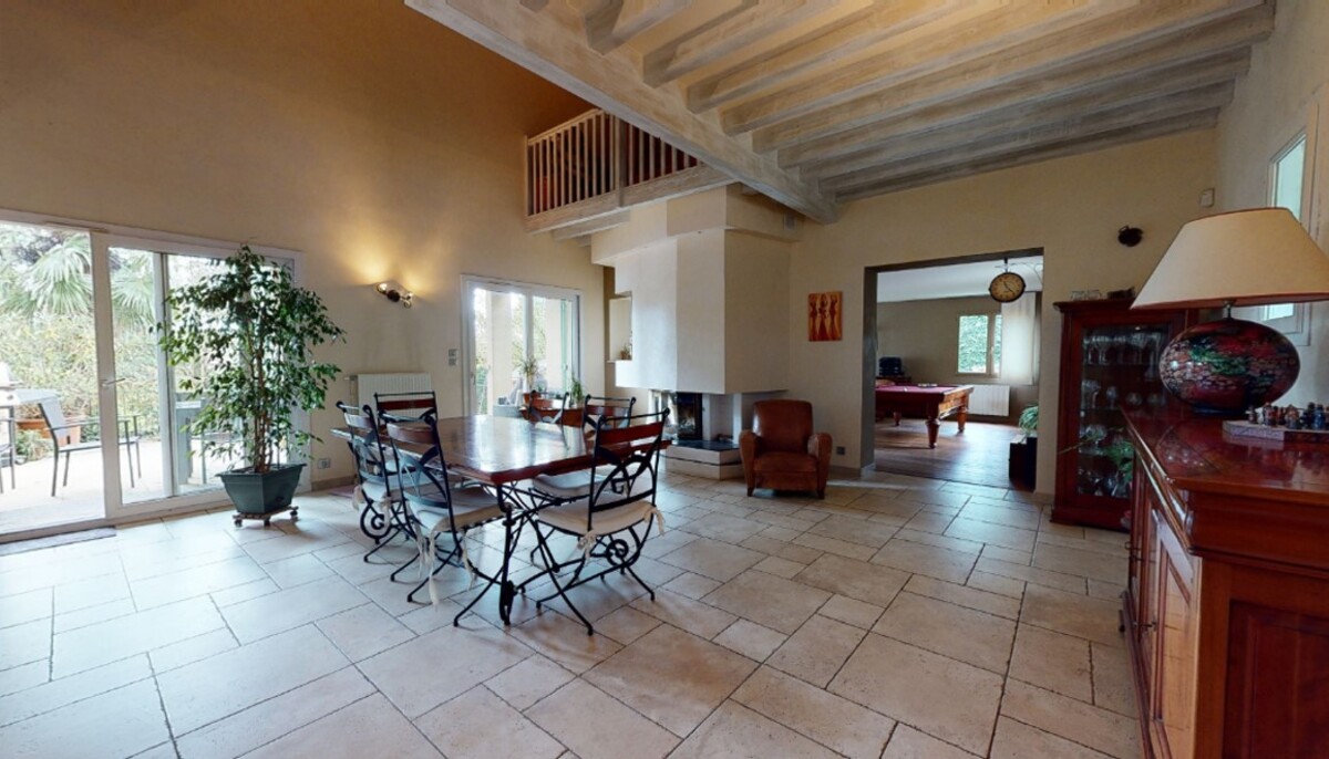 Salle à manger – avant